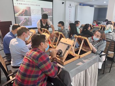 国际处组织外籍教职工体验闽南石文化